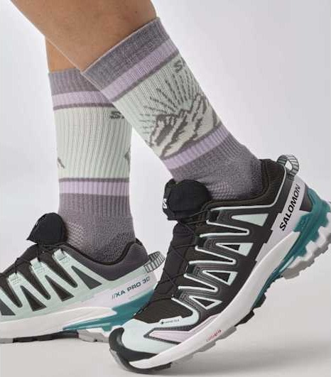 Salomon Women's XA Pro 3D V9 GORE-TEX Black/Bleached Aqua/Harbor Blue 41 1/3, Black/Bleached Aqua/Harbor Blue - main photo