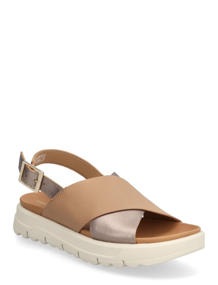 GEOX D Xand 2.1S E   Beige   36 - main photo