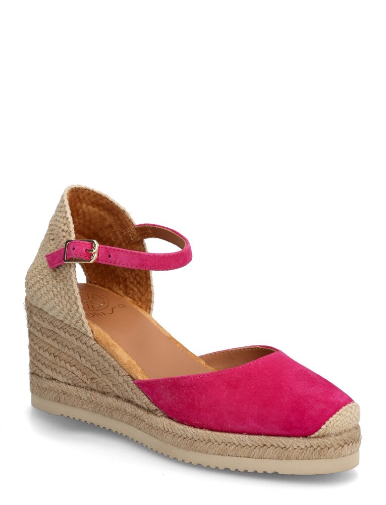 UNISA Caceres26Ks   Pink   40 - main photo