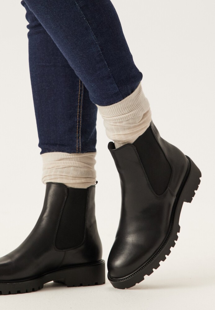 Vagabond Kenova Chunky Leather Boots - side a