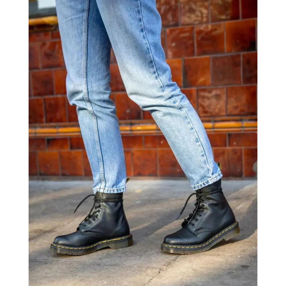 Dr. Martens 1460 Pascal - Black - 36 - side a