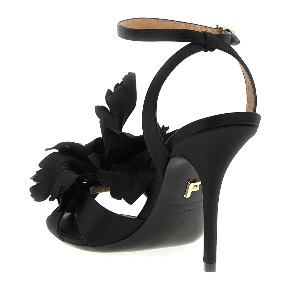 Ferragamo Dame Sko Svart 40 1/2 EU, - side a