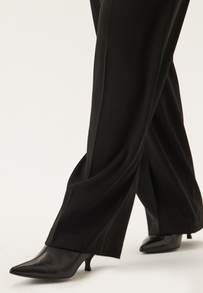 Make Way Heeled Leather Ankle Boot - main photo