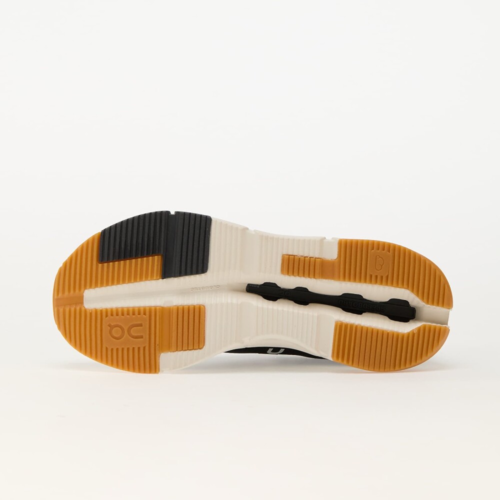 On Cloudnova Form 2 - Black - 39 - side a
