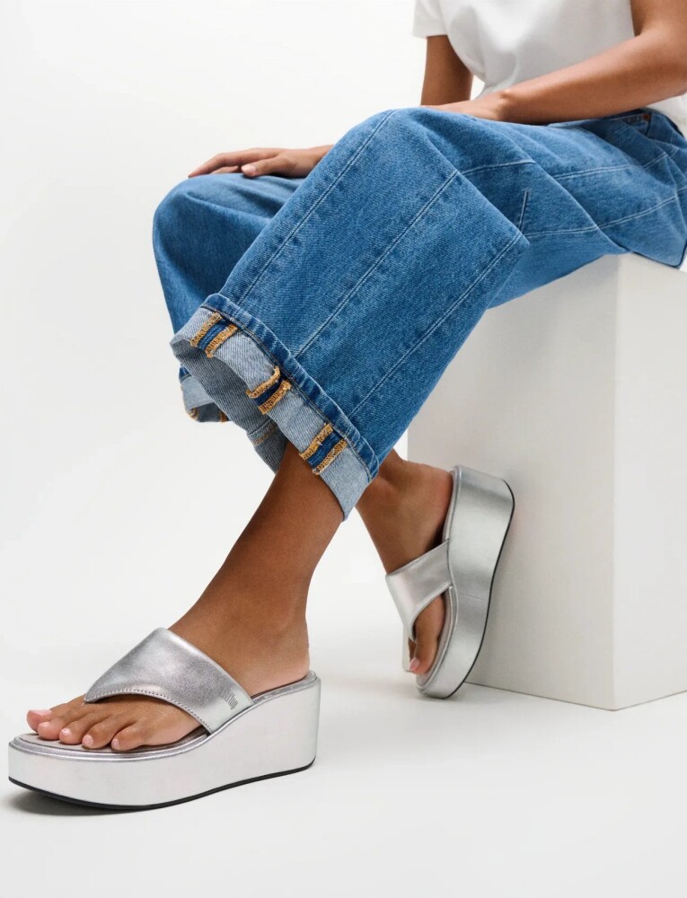FitFlop Platfforms Wedge Toe Post Sandals   Silver   38 - main photo