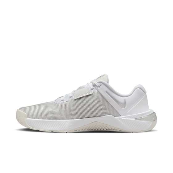 Nike Metcon 10 Dame White/Metallic Silver/Platinum Tint 36.5 - side a