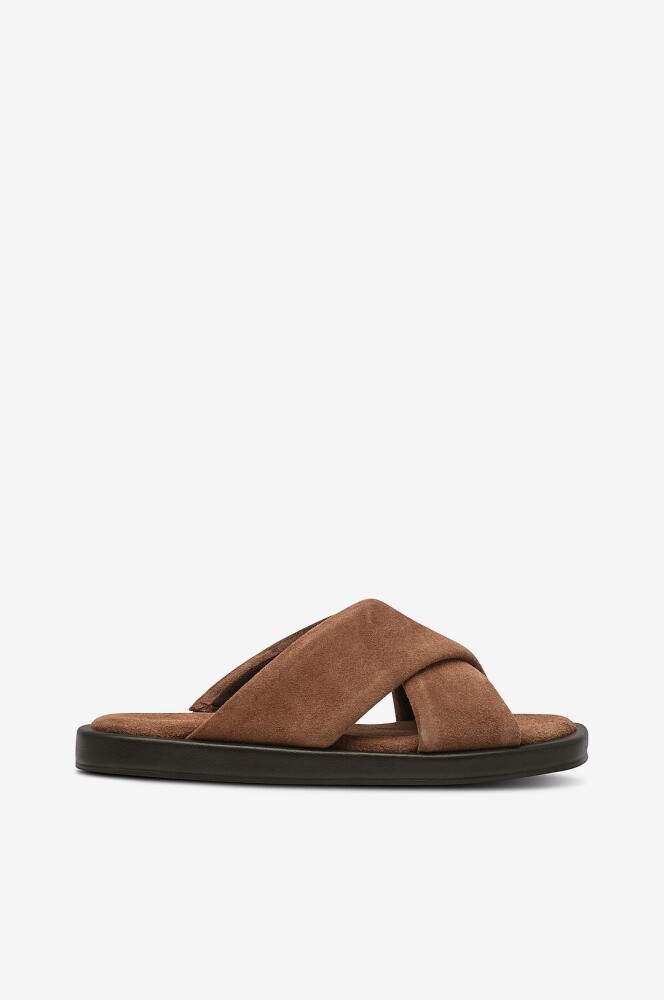 TamariSandaler   Brun - main photo