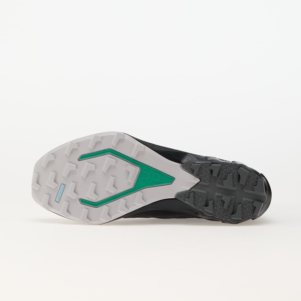 On Women's Cloudventure Peak 3 38, Black/Glacier - side a