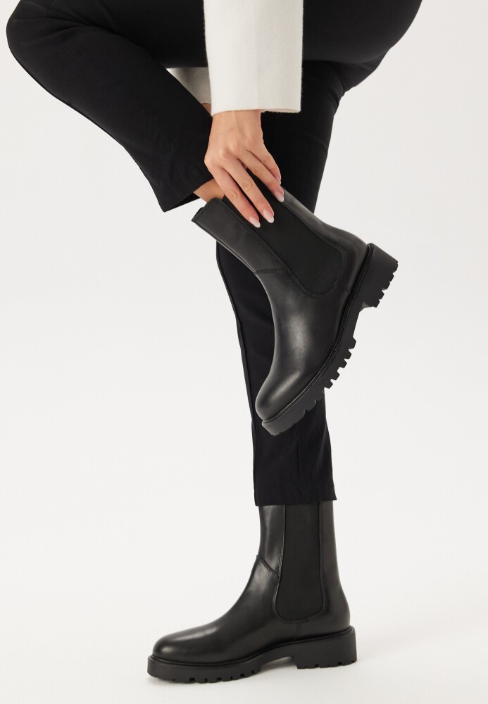 Vagabond Kenova Chunky Boots - side a