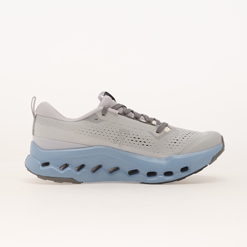 On Women"s Cloudsurfer Trail 2 Glacier/Dust 40 - side b