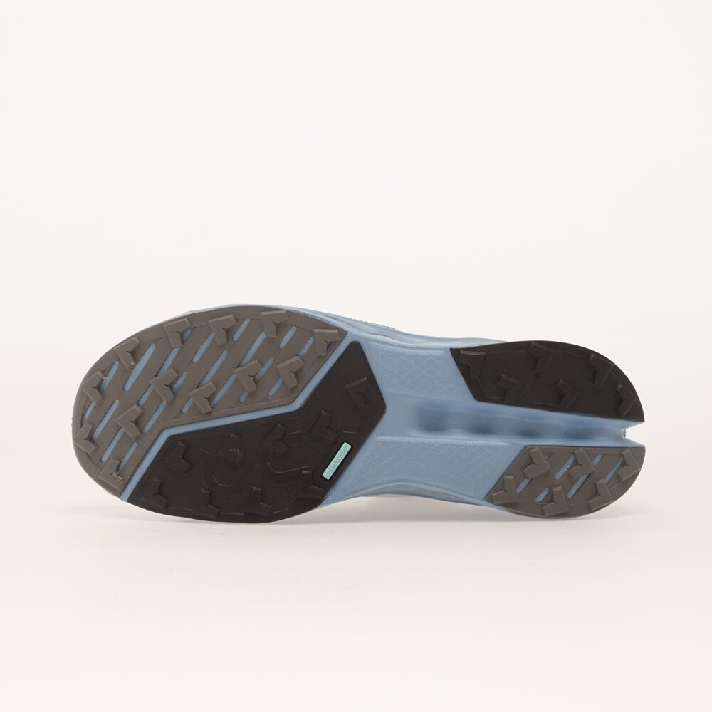 On Women"s Cloudsurfer Trail 2 Glacier/Dust 40 - side a