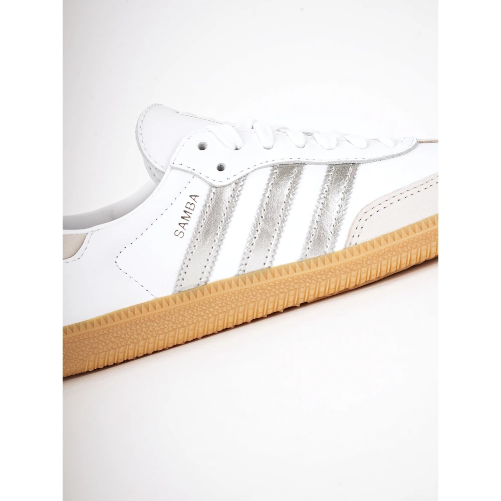 Adidas Originals Dame Sko Hvit 39 EU - side a