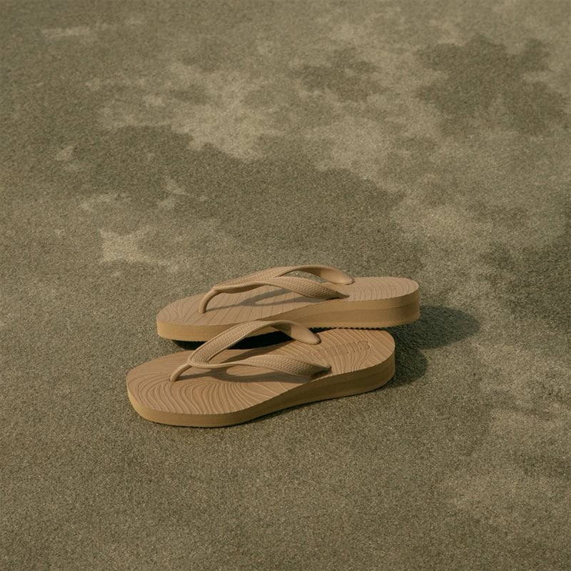 Sleepers Tapered Platform - Sand Beige 40 - side a