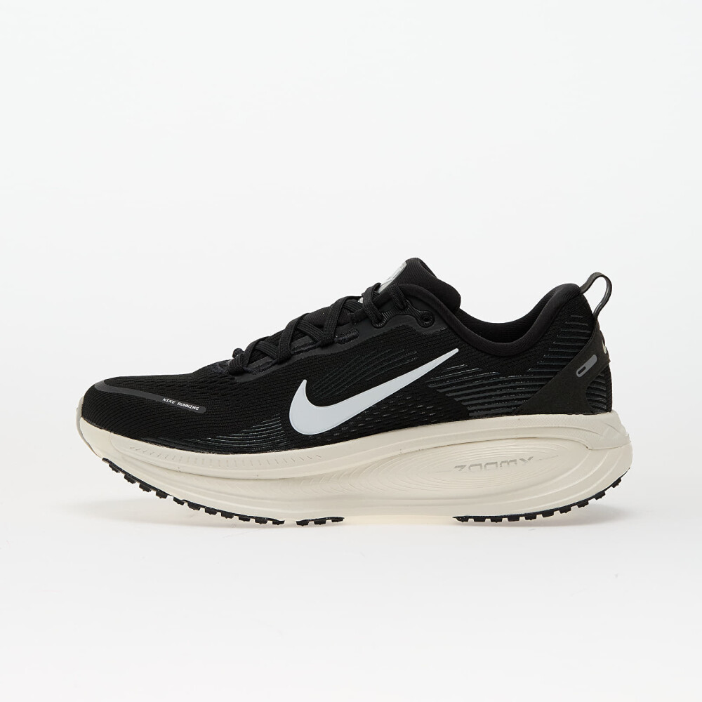 Joggesko Nike W Vomero 18 Black/ Summit White Coconut Milk EUR 42 - main photo