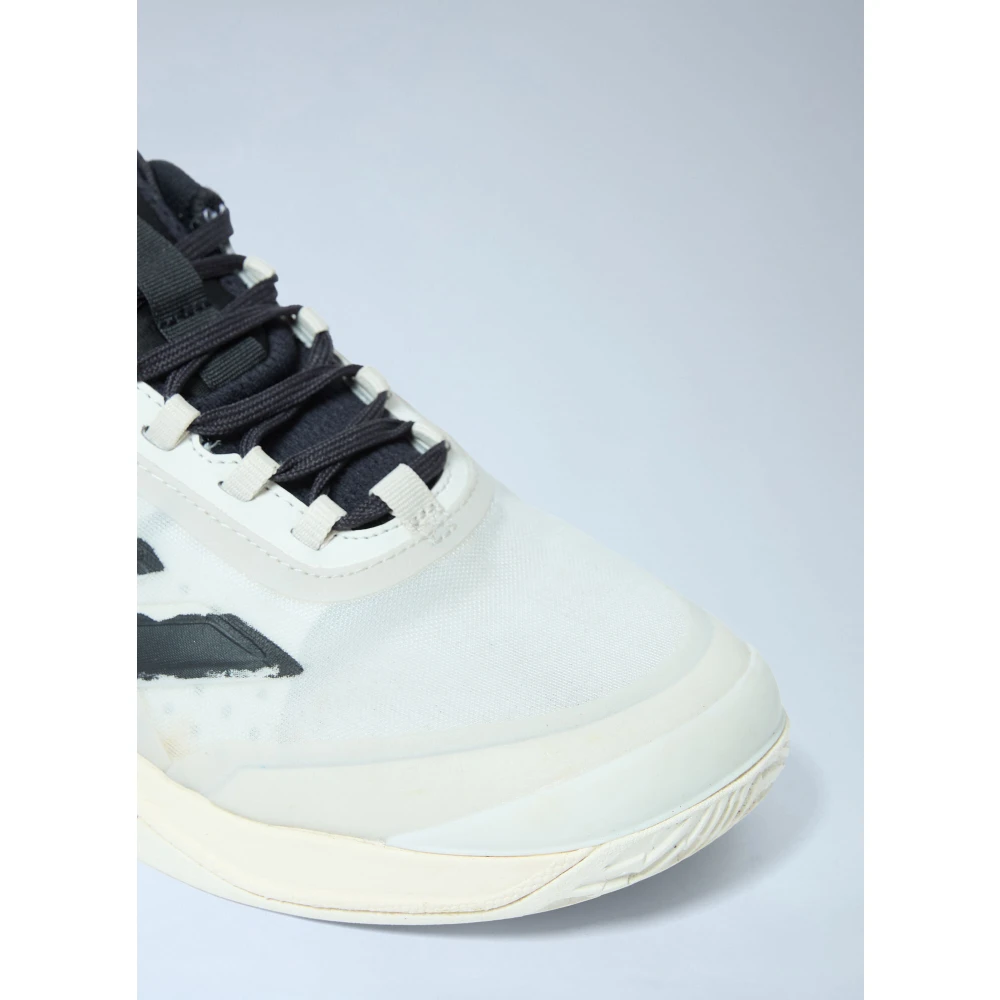 Y 3 Dame Sko Hvit 37 1/2 EU, - side a
