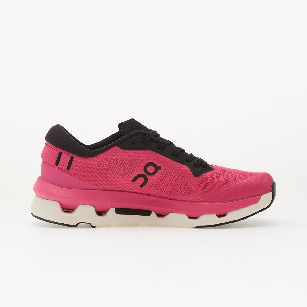 On Cloudzone Pink 38.5 - side b
