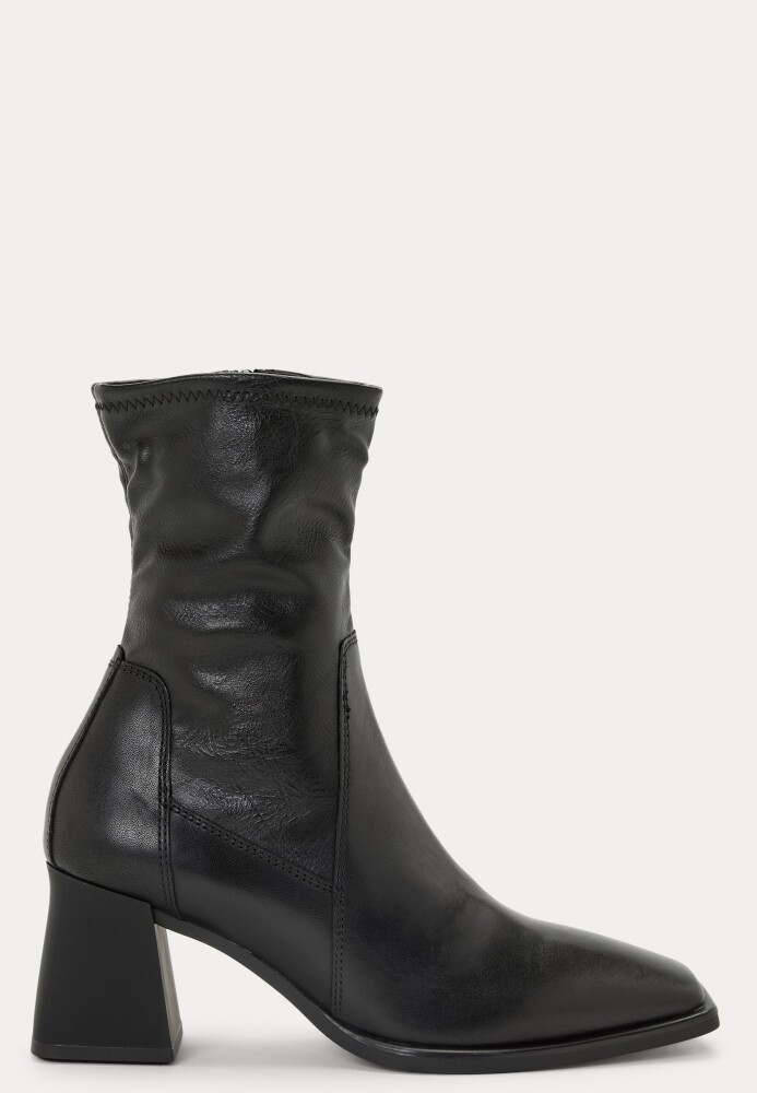Vagabond Hedda Classic Boots - main photo
