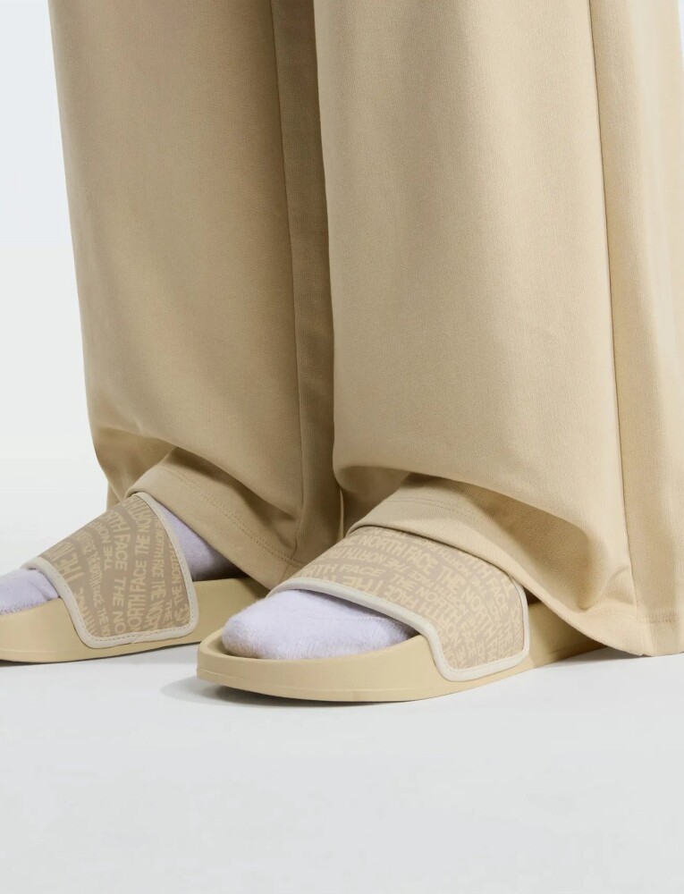 The North Face W Base Camp Slide Iii   Cream   36 - main photo