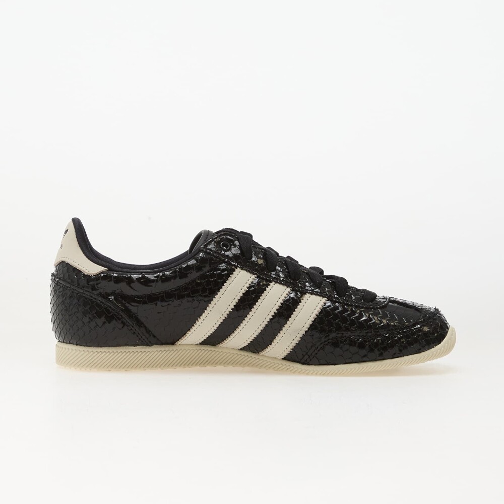 adidas Japan W Core Black/ Core Black/ Off White EUR 38 - side b