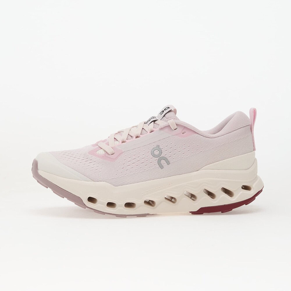 On Women's Cloudsurfer Trail 2 Lily/Gardenia 38 - main photo