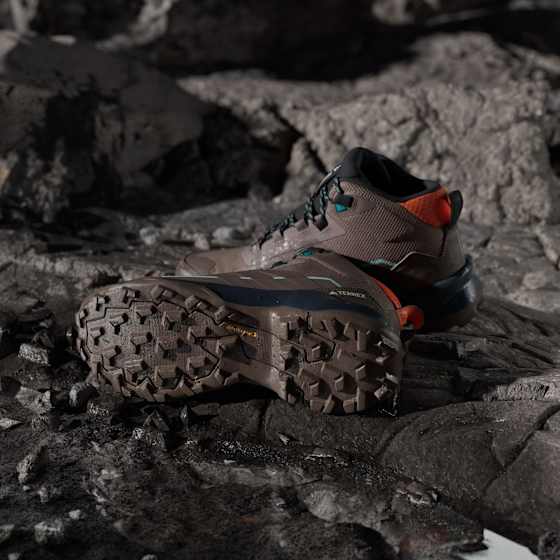 adidas Terrex Terrex Skychaser Ax5 Mid Gtx W - Brown - 41 1/3 - side a