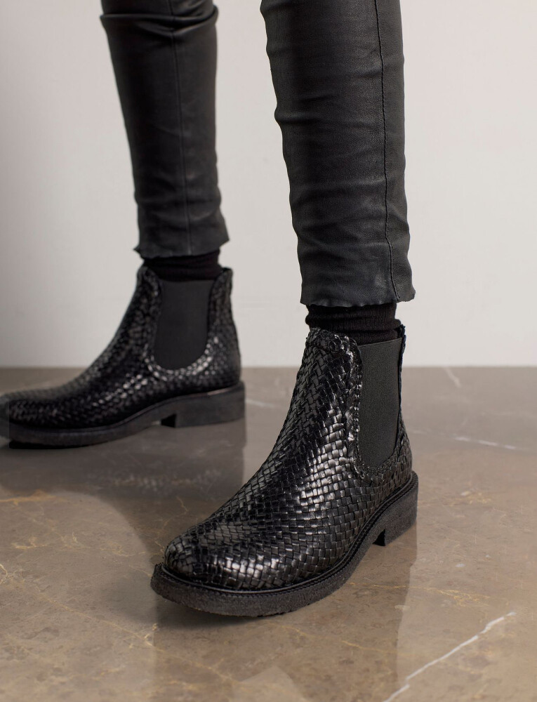 ANGULUS Booties Flat With Elastic Black 42 - main photo