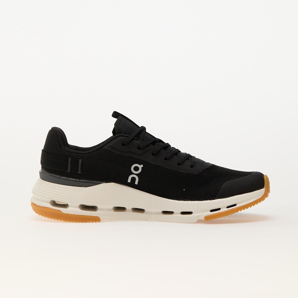 On Cloudnova Form 2   Black   40.5 - side b