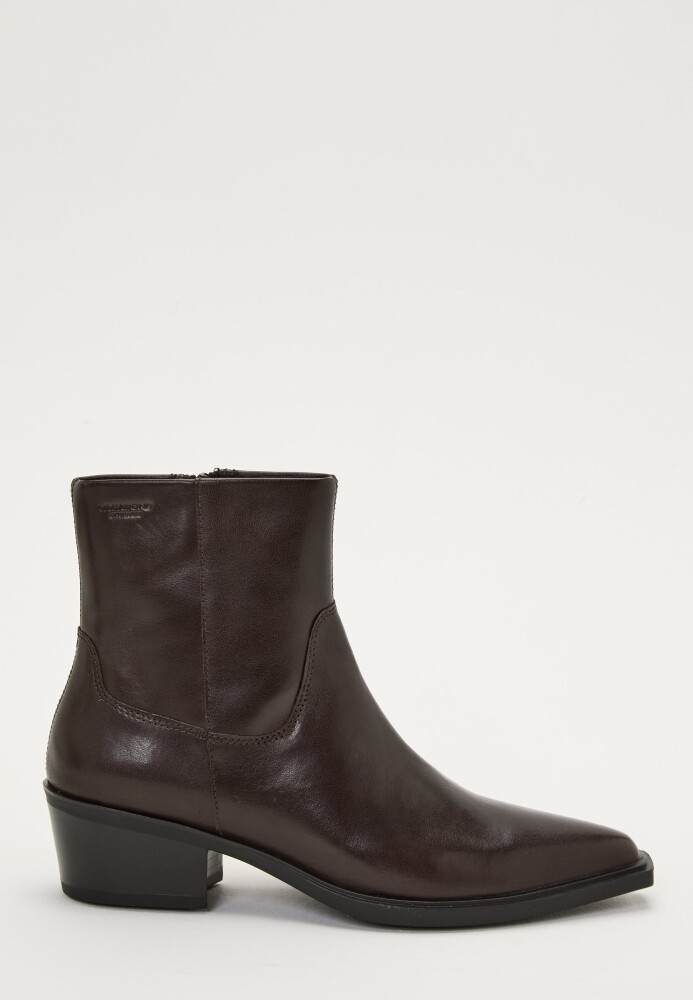 Vagabond Kelsey Heel Classic Leather Boots - side a