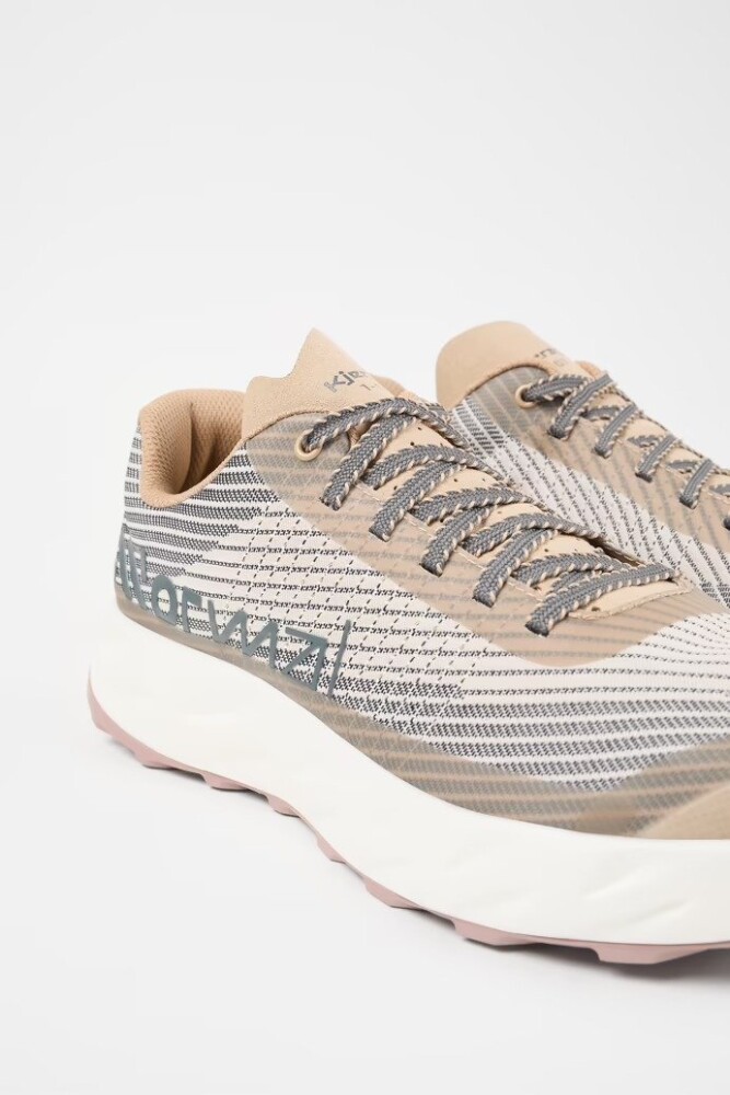 NNormal Kjeragbeige/grey UK 5,5 - side b