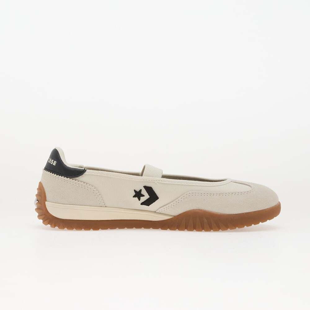 Converse Run Star Trainer Ballet Flat   Cream   36 - side a