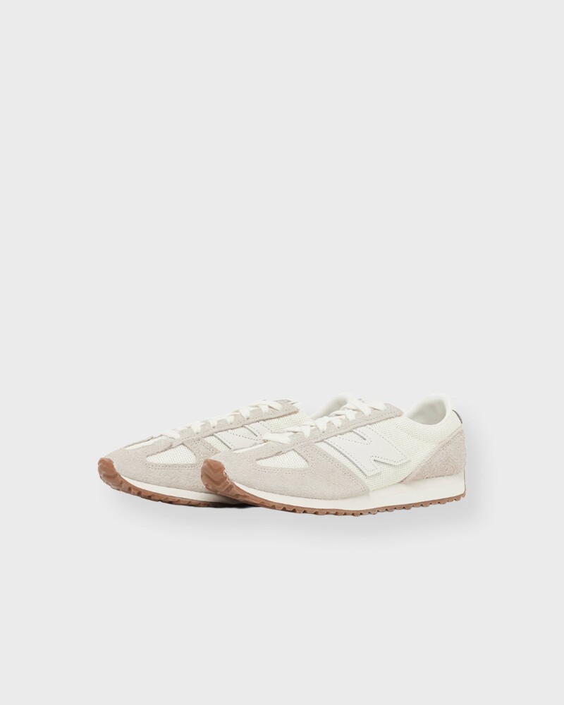 New Balance New Balance 471   Cream   38.5 - side a