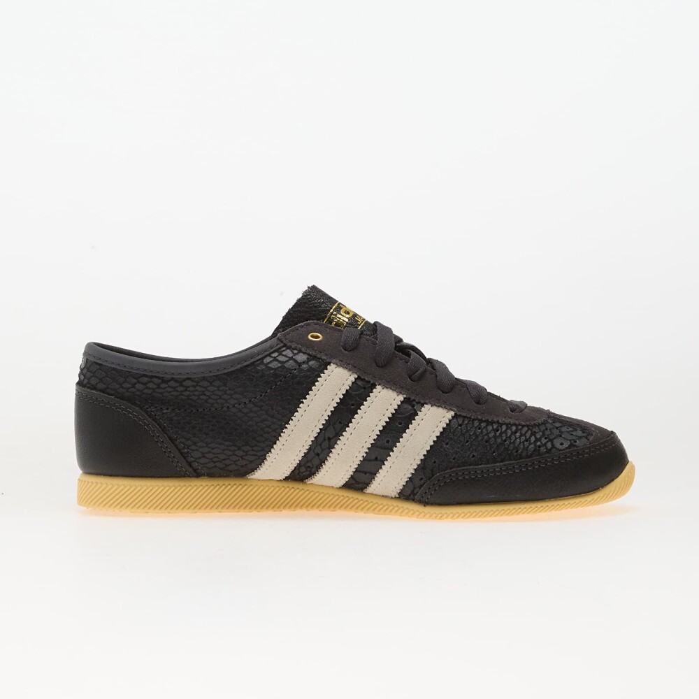 Adidas Japan Decon W Utility Black/ Crew White/ Orange Tint EUR 40 - side b