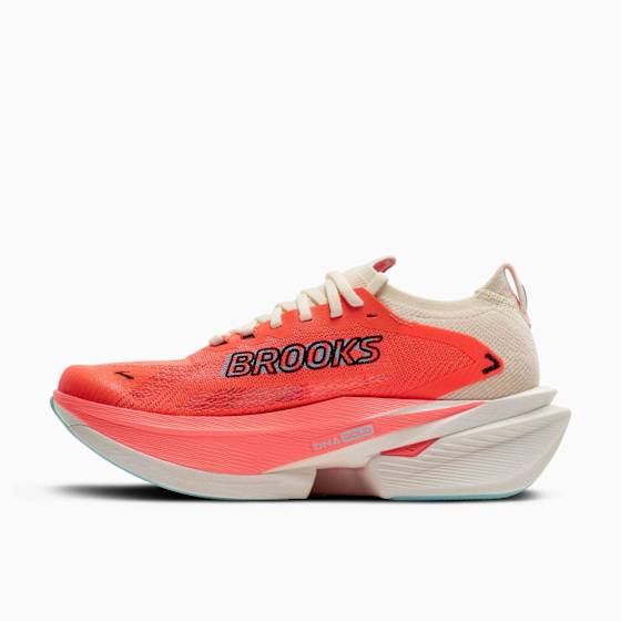 Brooks Hyperion Max 3 Dame Coconut/Fiery Coral/Atomizer 39 - side a