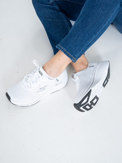 Skechers Max Cushioning Elite 2.0 Slip Ins Hvit 35 Skechers Max Cushioning Elite 2.0 Slip Ins Hvit 35