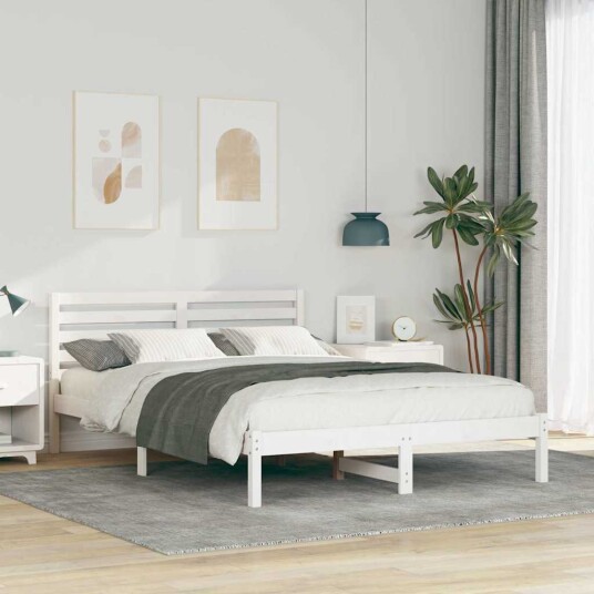  Sengestamme med hodegjerde Hvit 140 x 210 cm Heltre furu