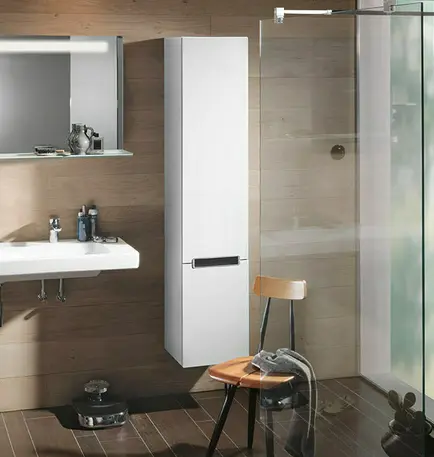 Villeroy & Boch Subway 2.0 Høyskap høyre 350x1650x370 mm Hvit Høyglans/Krom