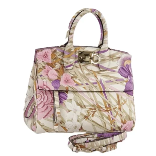 Salvatore Ferragamo Dame Flerfarget