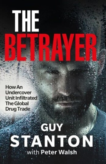 The Betrayer Av Guy Stanton