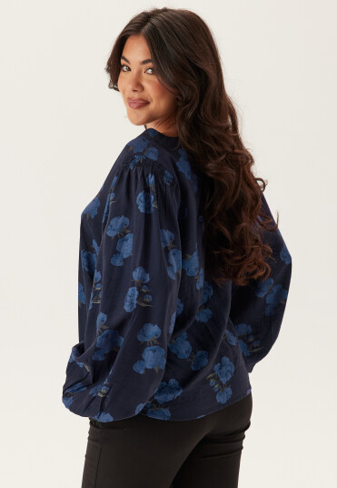 Happy Holly Balloon Sleeve Blouse