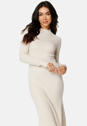 Happy Holly Yazmin fine knitted rib dress Light beige 52/54 Happy Holly Yazmin fine knitted rib dress Light beige 52/54