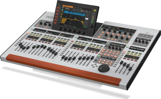 Behringer WING Hands On DVD Bundle Behringer WING Hands On DVD Bundle