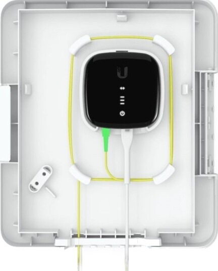 Ubiquiti Ufiber Terminal Box Stangmonterbar Ubiquiti Ufiber Terminal Box Stangmonterbar