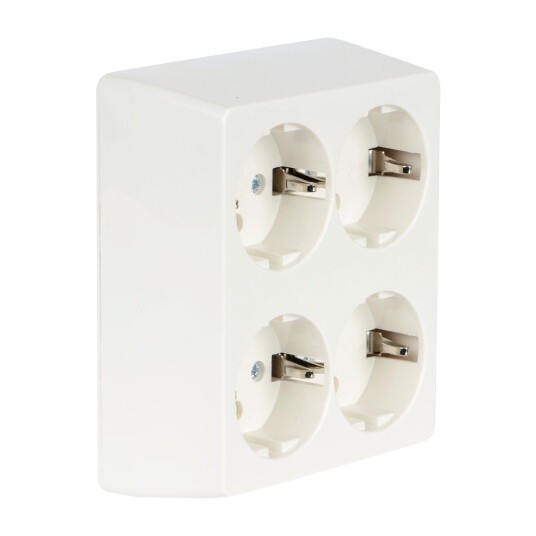 Nordic Quality Stikkontakt 4 delt 16A/250V IP20