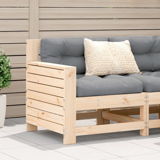  Hagesofa med armlene og pute heltre furu 844920