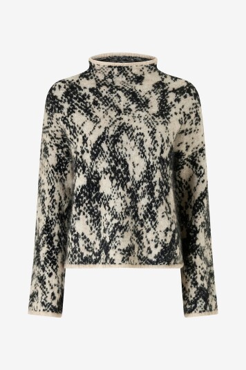 Second Female Pullover Sway Knit T neck Beige