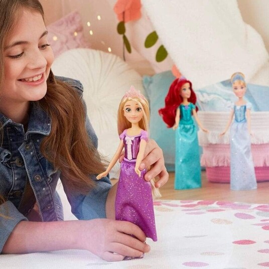 Disney Rapunzel Dukke Med Royal Shimmer-Kjole Og Langt Hår