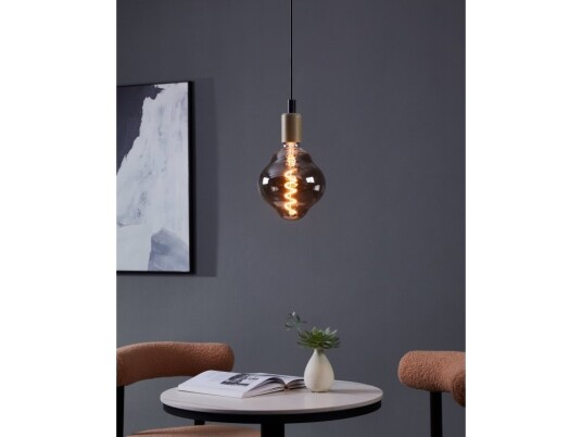 Eglo E27 Led Cl150 Røgfarvet Dekorationspære Med Spiral Og Varmt Hvidt Lys Eglo E27 Led Cl150 Røgfarvet Dekorationspære Med Spiral Og Varmt Hvidt Lys