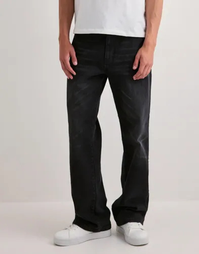 Woodbird Wbleroy Straight Crow Jeans Straight leg jeans Svart