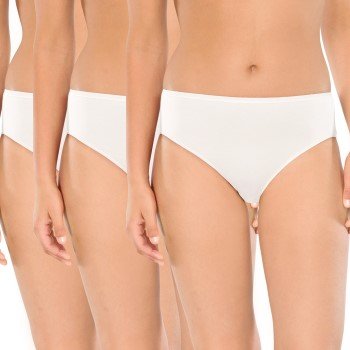 Schiesser Truser 3P Essentials Cotton Briefs Hvit bomull 40 Dame Schiesser Truser 3P Essentials Cotton Briefs Hvit bomull 40 Dame