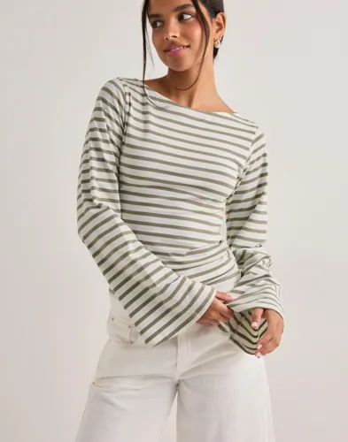 Nelly   Grønn   Stripe Wide Sleeve Top